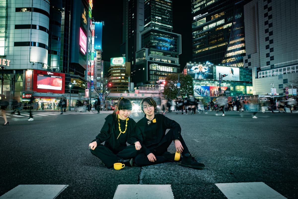 渋谷スクランブル交差点にてのサムネイル